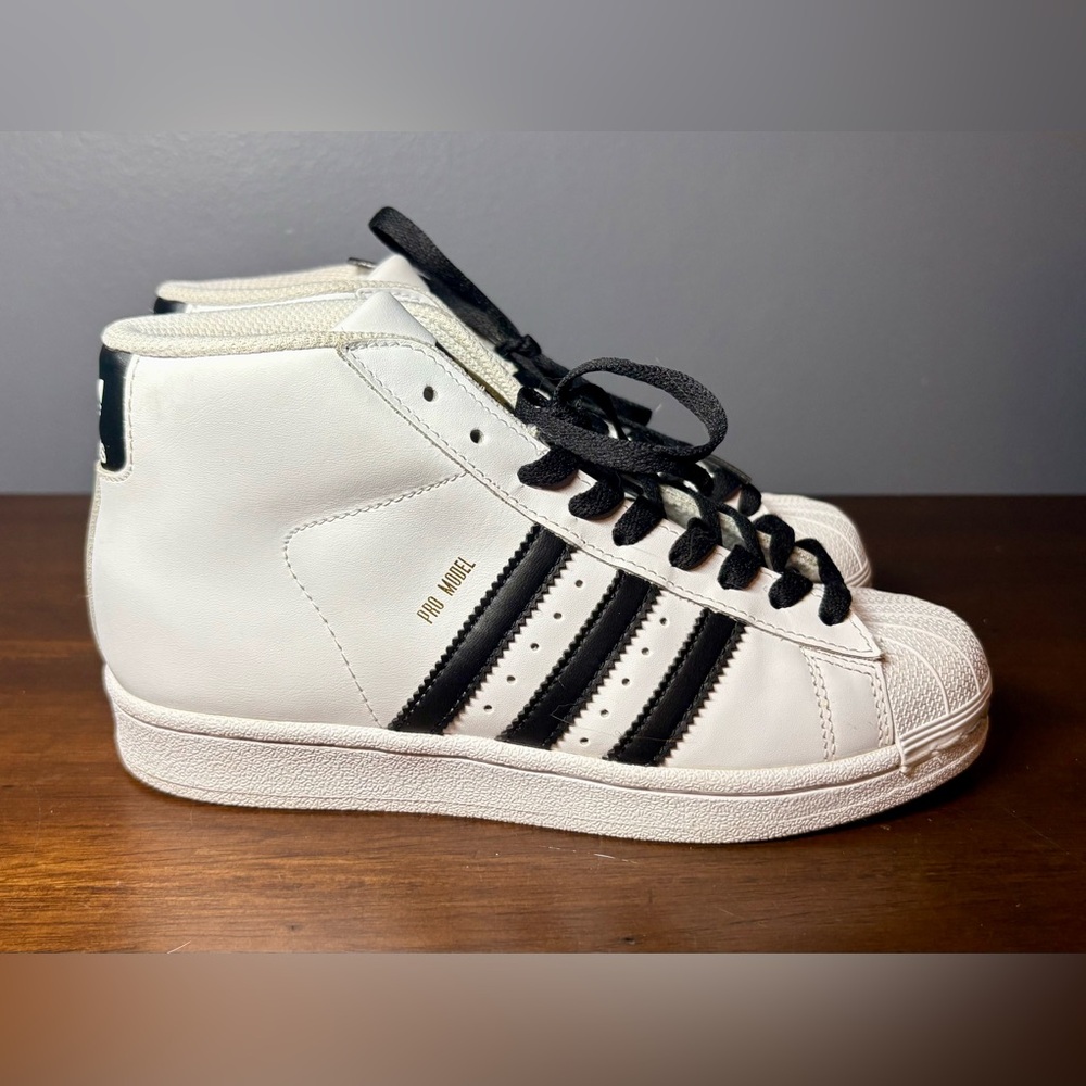 Kids adidas Pro Model - White - size 4 1/2